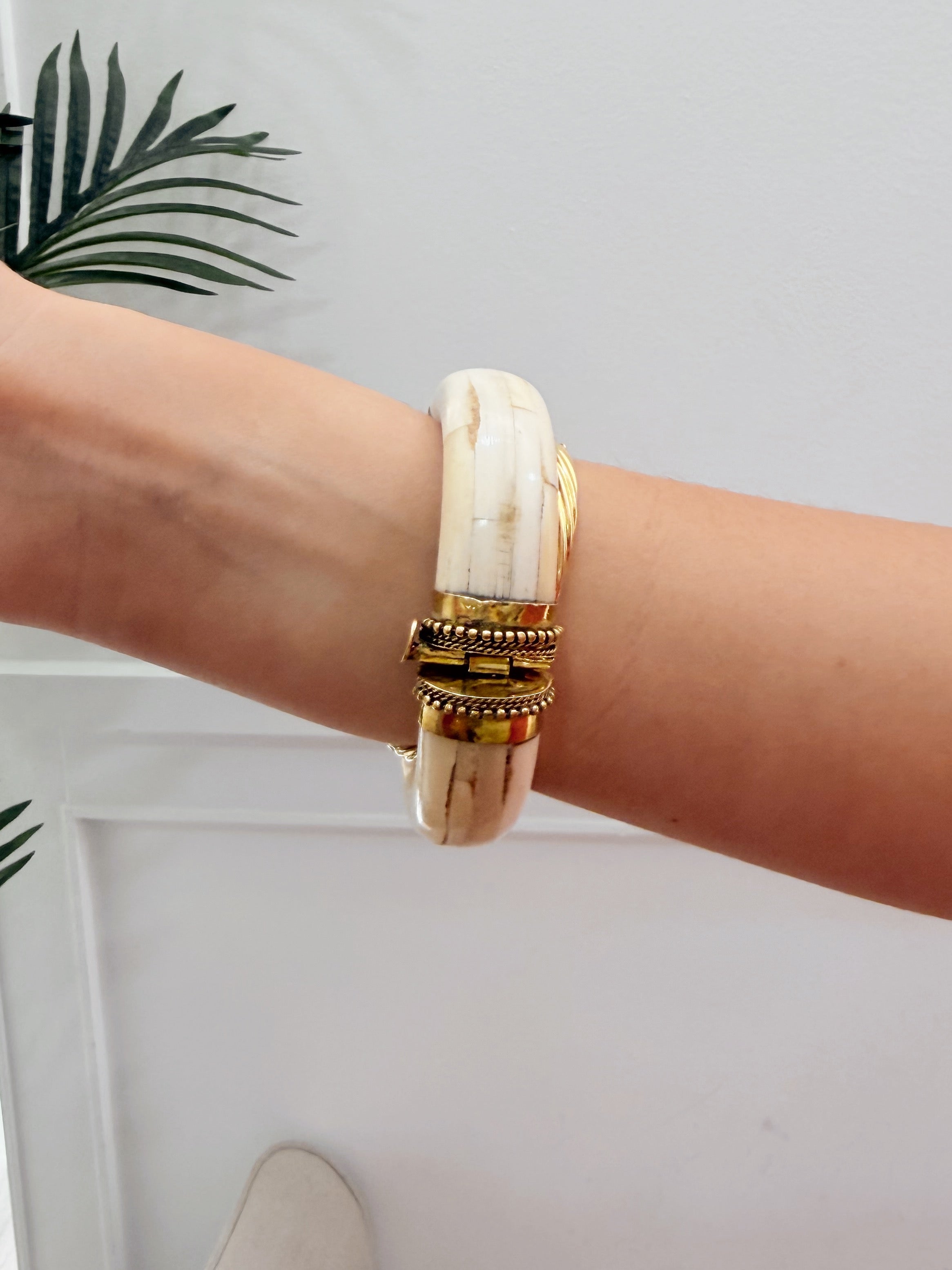 Pulsera Hueso Piedra Negra