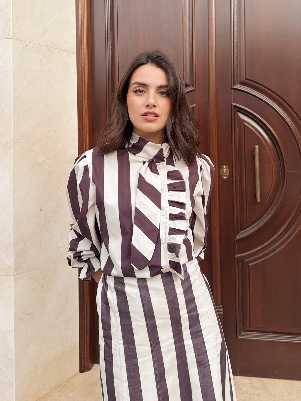 Conjunto Valentina Burdeos y Beig