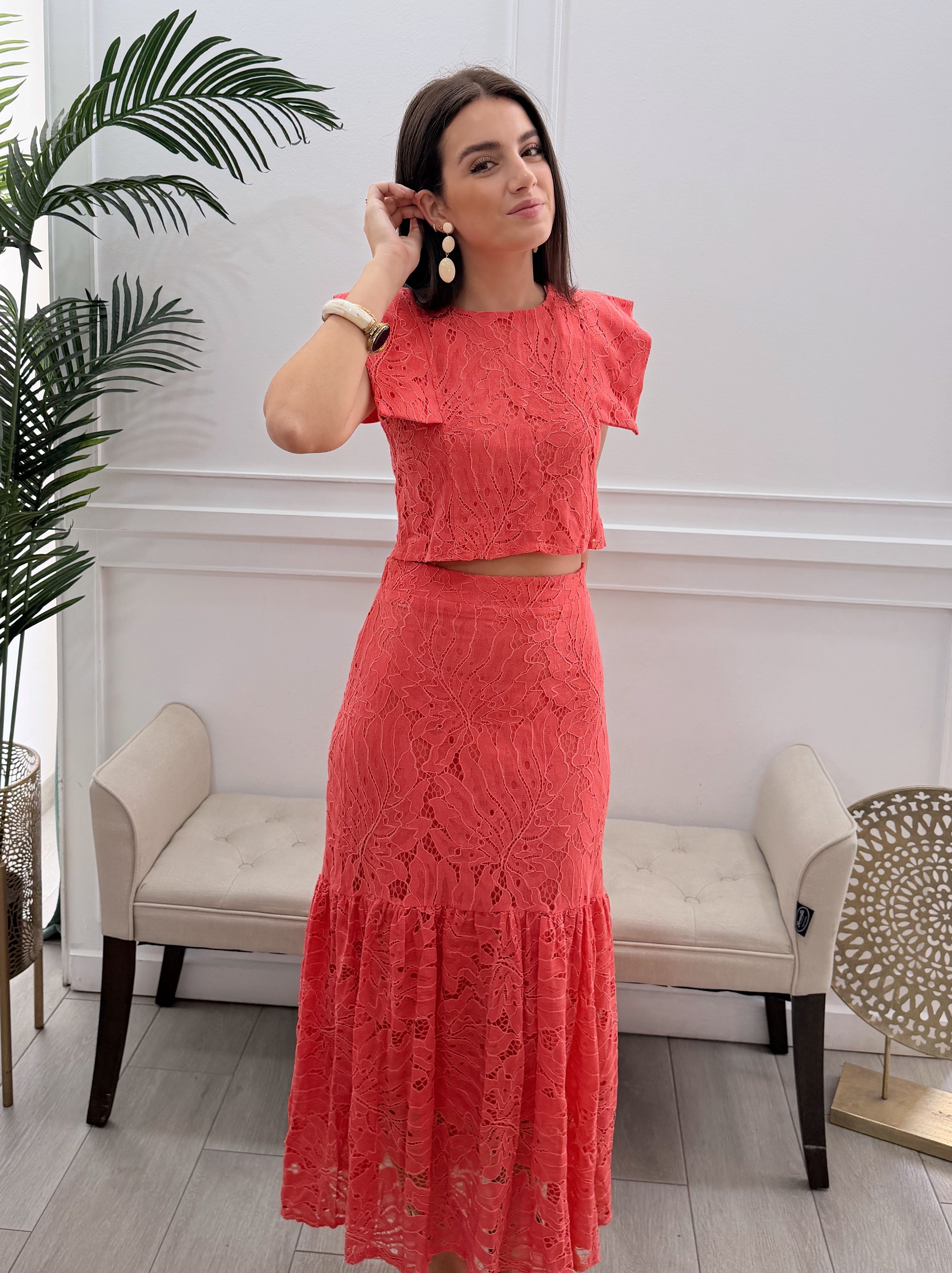 Conjunto Encaje Falda Coral