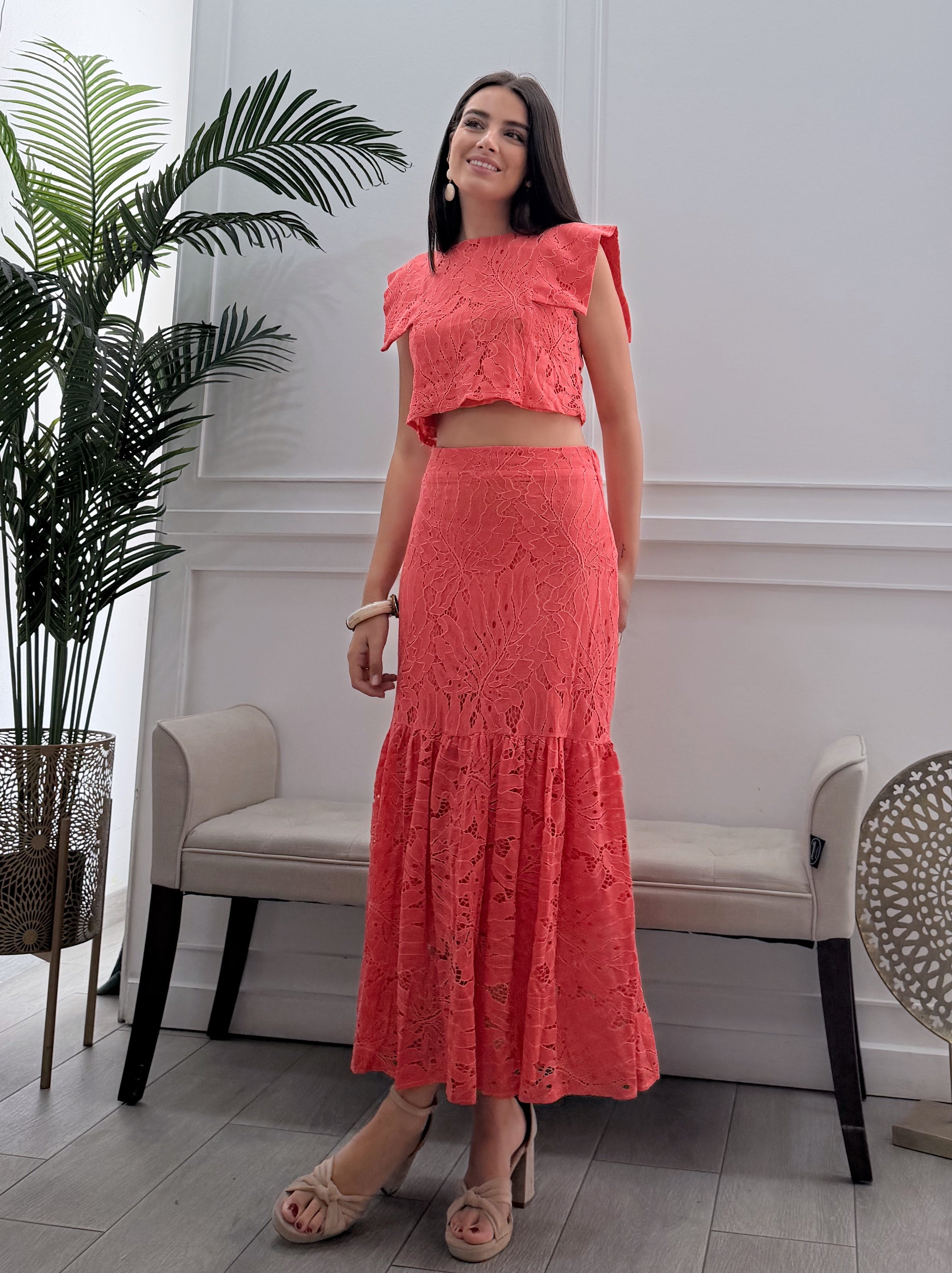 Conjunto Encaje Falda Coral