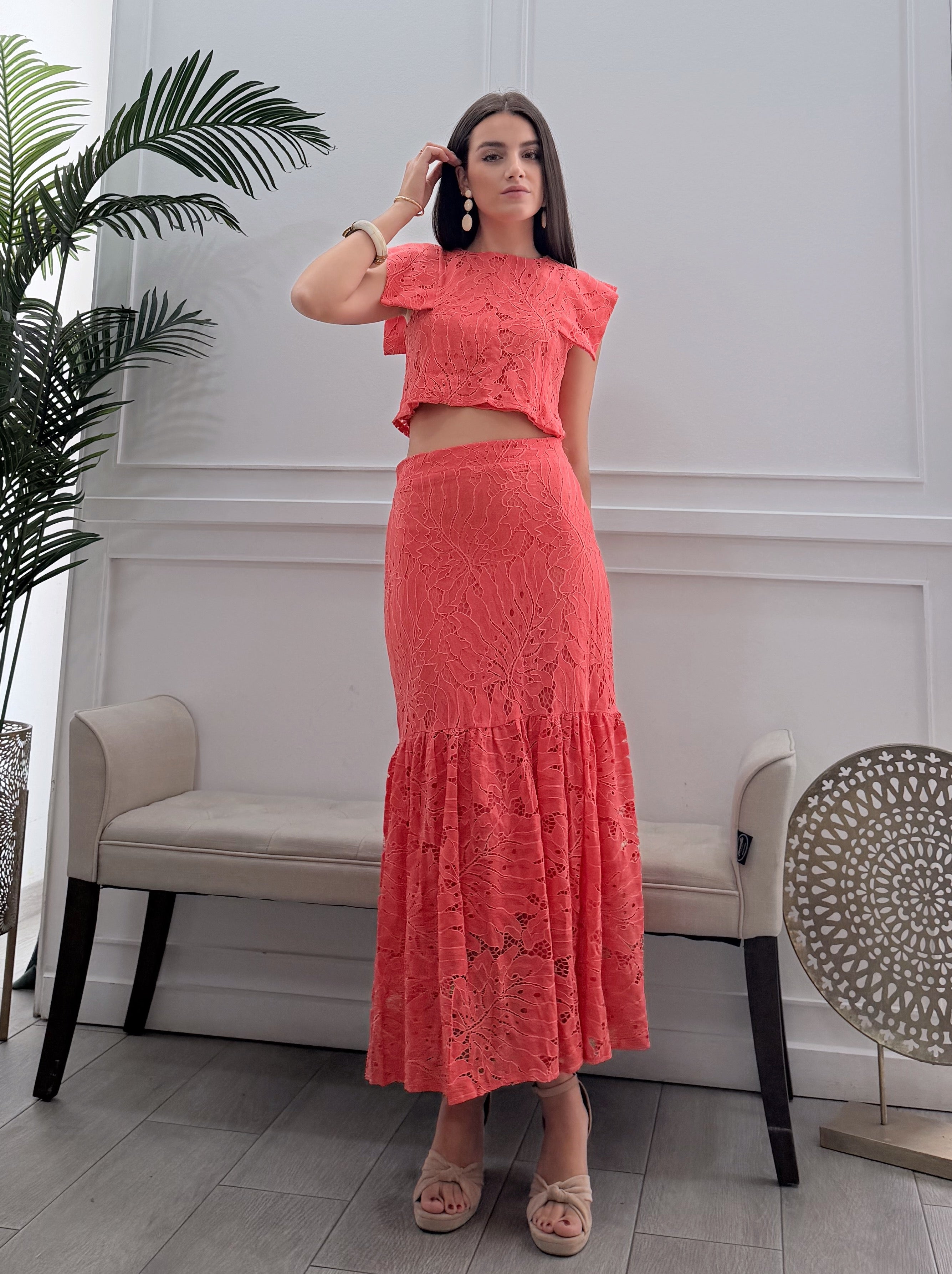 Conjunto Encaje Falda Coral