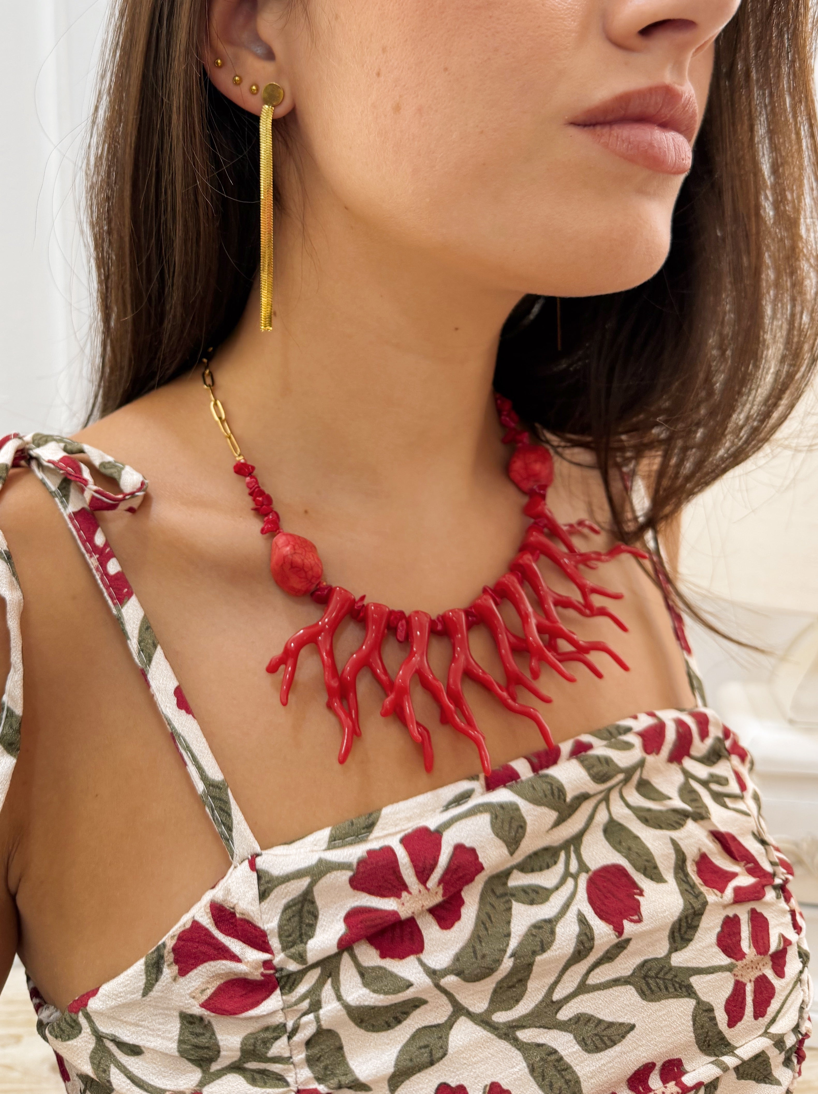 Collar Corales Cadena Dorada
